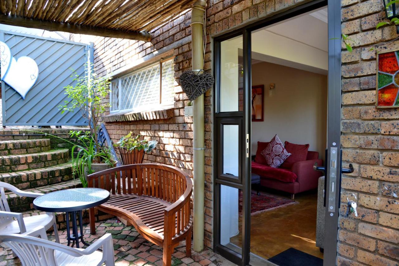 Annie'S Boutique Guesthouse And Garden Spa Hartbeespoort Εξωτερικό φωτογραφία